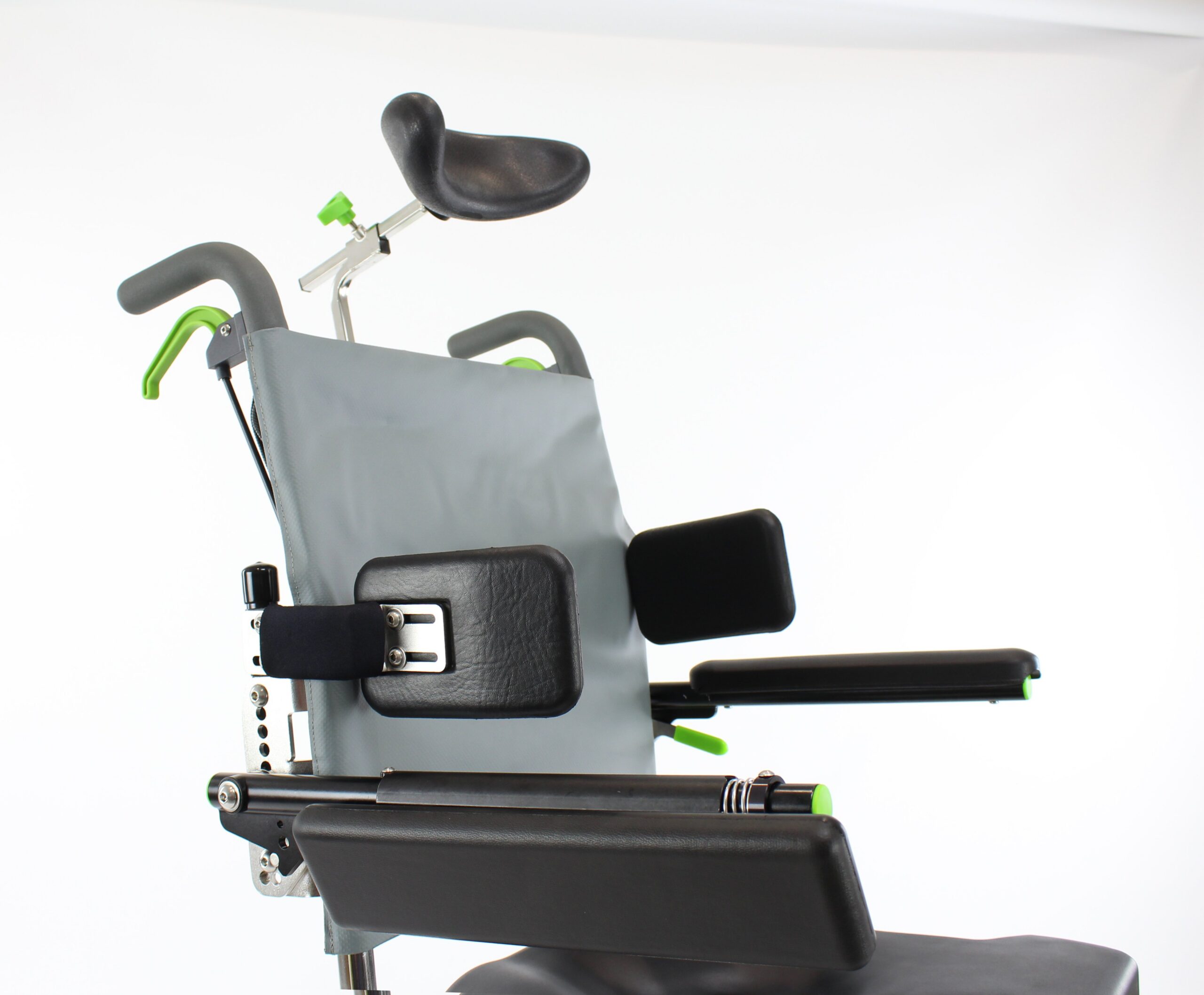 Pivoting Arm Mount