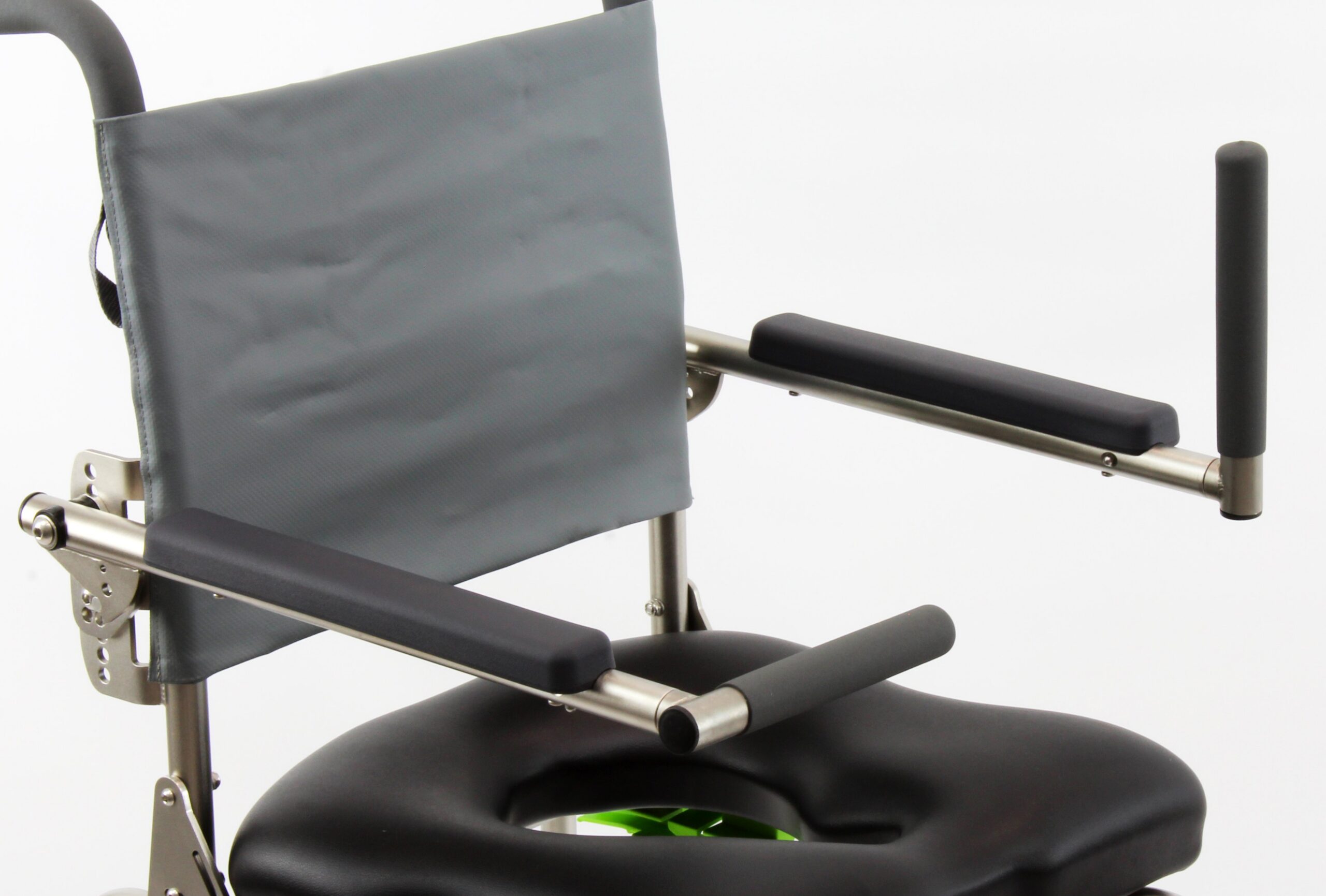 Pivoting Hand Grips