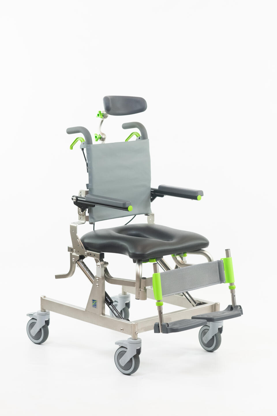 RAZ CAT – Compact Attendant Tilt side view